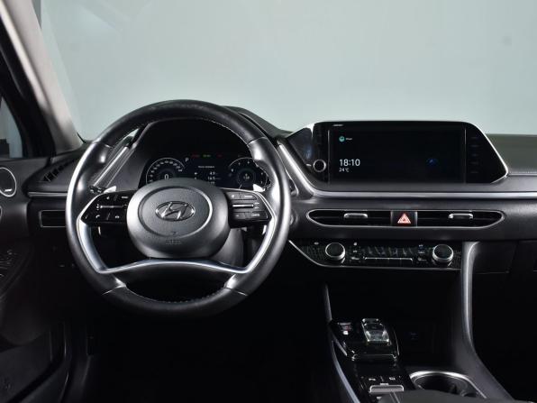 Hyundai Sonata VIII (DN8) с пробегом 2021 года, цена 2 099 999 рублей, 72490 км, седан, Автокод Объявления
