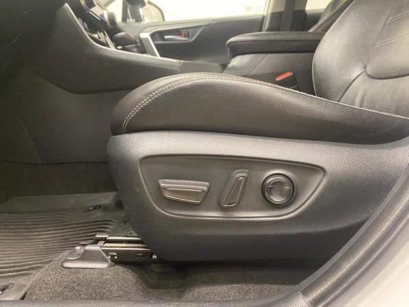 Toyota RAV4 V (XA50) с пробегом 2021 года, цена 3 650 000 рублей, 122800 км, внедорожник, Автокод Объявления