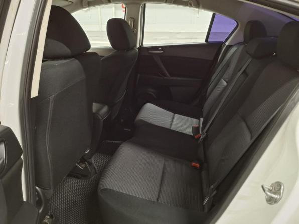 Mazda 3 II (BL) Рестайлинг с пробегом 2012 года, цена 960 000 рублей, 189398 км, седан, Автокод Объявления