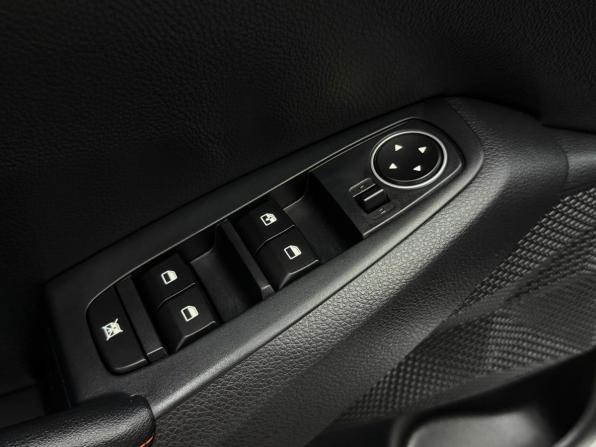 Kia Seltos I Рестайлинг с пробегом 2024 года, цена 2 380 000 рублей, 27105 км, внедорожник, Автокод Объявления
