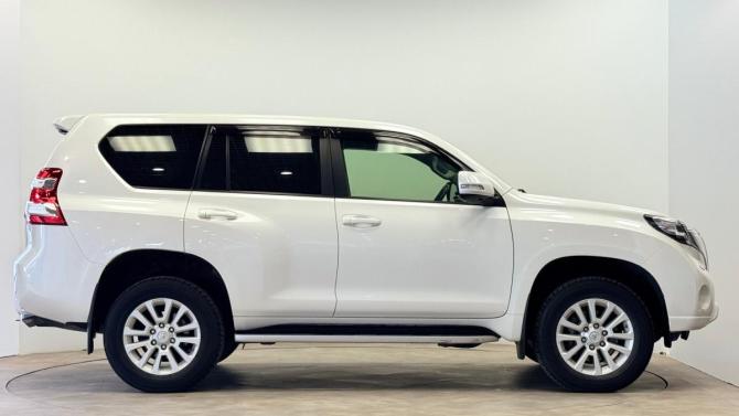 Toyota Land Cruiser Prado 150 Series Рестайлинг 1 с пробегом 2014 года, цена 3 150 000 рублей, 160000 км, внедорожник, Автокод Объявления