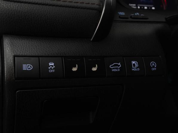 Toyota Camry VIII (XV70) Рестайлинг с пробегом 2023 года, цена 3 549 000 рублей, 32933 км, седан, Автокод Объявления
