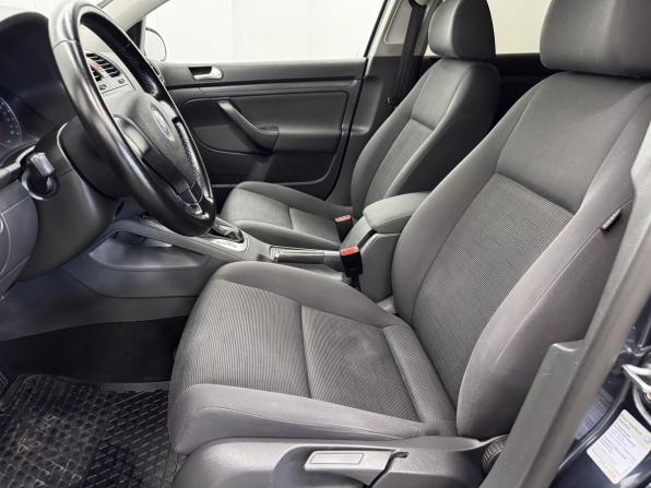 Volkswagen Golf V с пробегом 2006 года, цена 630 000 рублей, 229534 км, хэтчбек, Автокод Объявления