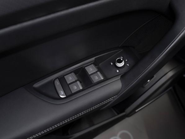 Audi Q5 II (FY) Рестайлинг с пробегом 2025 года, цена 5 650 000 рублей, 28 км, внедорожник, Автокод Объявления