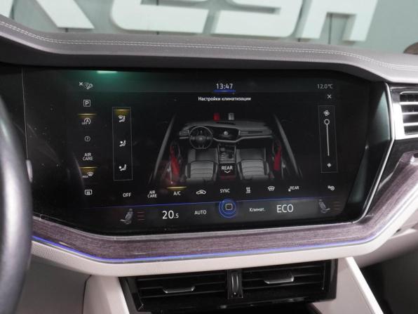 Volkswagen Touareg III с пробегом 2019 года, цена 4 949 000 рублей, 134236 км, внедорожник, Автокод Объявления