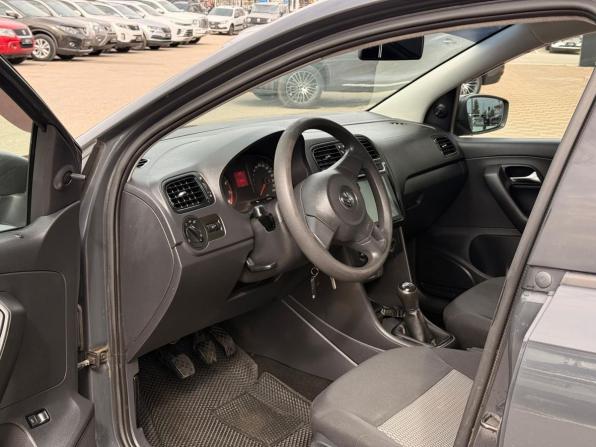 Volkswagen Polo V с пробегом 2013 года, цена 590 000 рублей, 216982 км, седан, Автокод Объявления