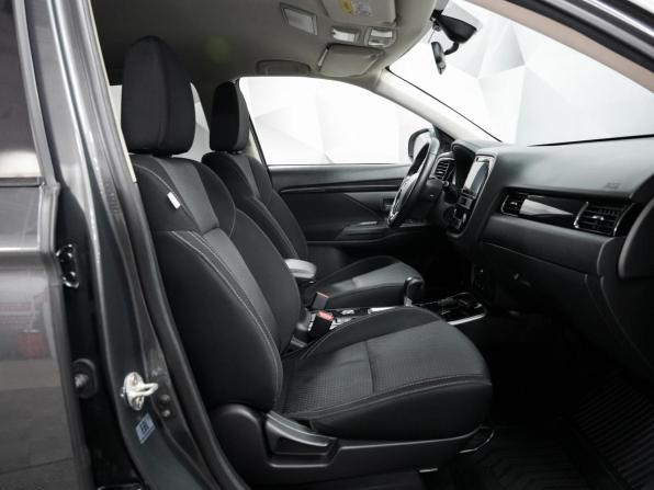 Mitsubishi Outlander III Рестайлинг 3 с пробегом 2018 года, цена 1 780 000 рублей, 205817 км, внедорожник, Автокод Объявления