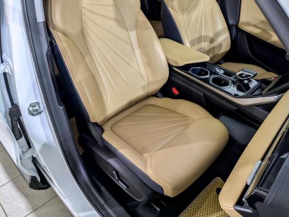 Geely Boyue L I с пробегом 2023 года, цена 2 370 000 рублей, 41973 км, внедорожник, Автокод Объявления