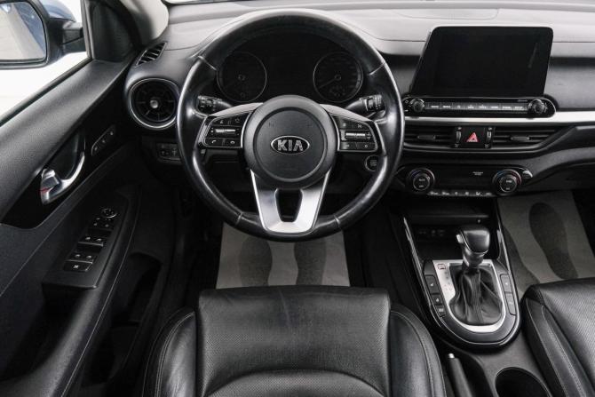 Kia Cerato IV с пробегом 2018 года, цена 1 599 000 рублей, 160600 км, седан, Автокод Объявления