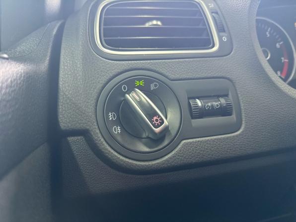 Volkswagen Polo V с пробегом 2011 года, цена 729 000 рублей, 205520 км, хэтчбек, Автокод Объявления