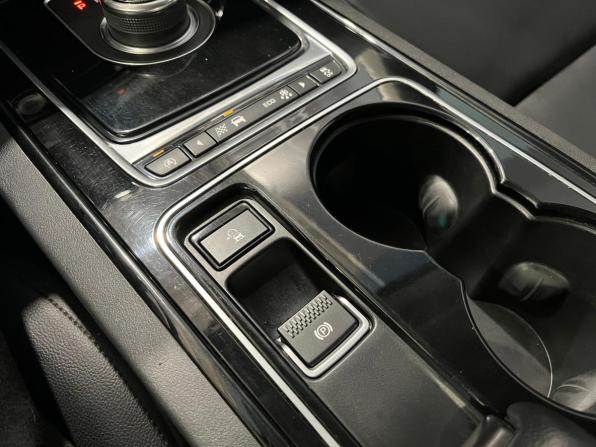 Jaguar XE I с пробегом 2016 года, цена 1 459 000 рублей, 197000 км, седан, Автокод Объявления