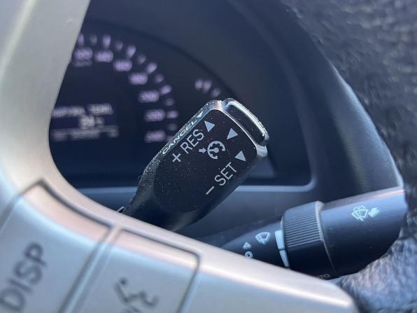 Toyota Camry VI (XV40) Рестайлинг с пробегом 2009 года, цена 1 080 000 рублей, 364000 км, седан, Автокод Объявления