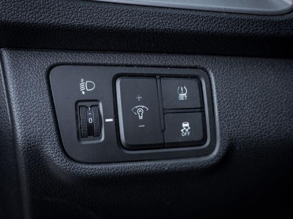 Hyundai Solaris II с пробегом 2020 года, цена 1 416 100 рублей, 67600 км, седан, Автокод Объявления