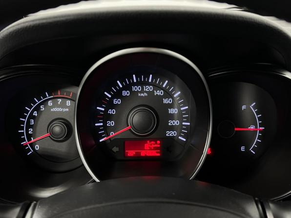 Kia Rio III Рестайлинг с пробегом 2017 года, цена 875 200 рублей, 184068 км, седан, Автокод Объявления