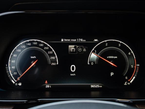 Kia Mohave I Рестайлинг 2 с пробегом 2021 года, цена 4 630 000 рублей, 96525 км, внедорожник, Автокод Объявления