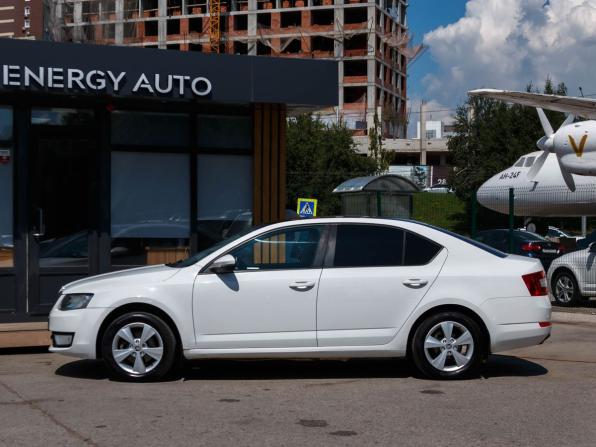 Skoda Octavia III (A7) с пробегом 2013 года, цена 980 000 рублей, 186378 км, лифтбек, Автокод Объявления