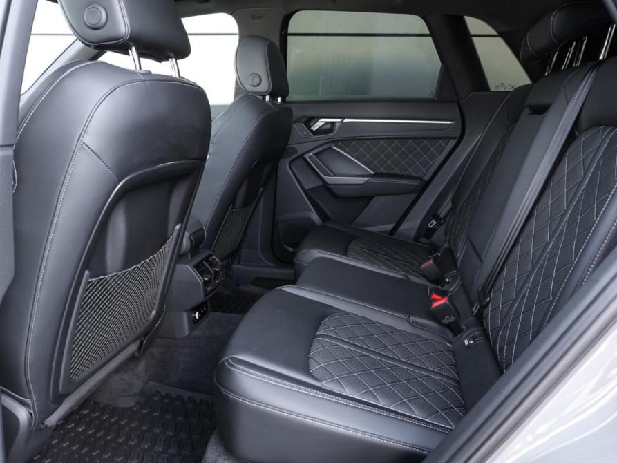 Audi Q3 II (F3) Москва  - изображение 11