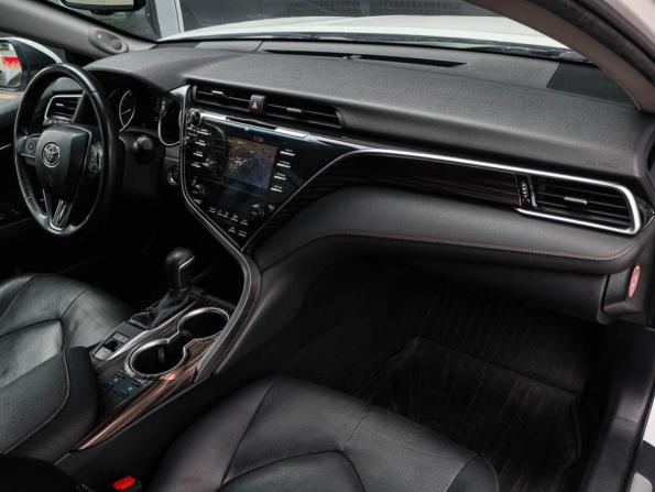 Toyota Camry VIII (XV70) с пробегом 2019 года, цена 2 680 000 рублей, 110073 км, седан, Автокод Объявления