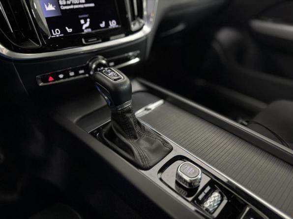 Volvo V60 Cross Country II с пробегом 2021 года, цена 3 549 000 рублей, 119000 км, универсал, Автокод Объявления