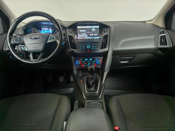 Ford Focus III Рестайлинг с пробегом 2015 года, цена 1 048 000 рублей, 61000 км, универсал, Автокод Объявления