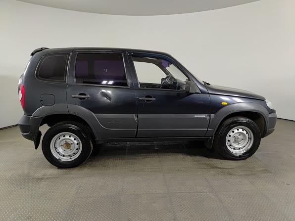 Chevrolet Niva I Рестайлинг с пробегом 2011 года, цена 388 000 рублей, 3 км, внедорожник, Автокод Объявления