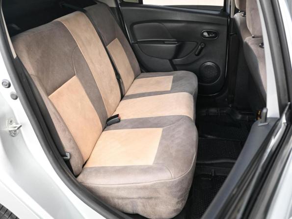 Renault Logan II с пробегом 2014 года, цена 599 000 рублей, 196814 км, седан, Автокод Объявления