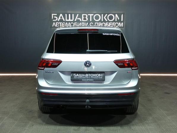 Volkswagen Tiguan II с пробегом 2017 года, цена 2 210 000 рублей, 136639 км, внедорожник, Автокод Объявления