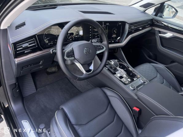Новый Volkswagen Touareg III Рестайлинг 2025 года, цена 11 990 000 рублей, внедорожник, Автокод Объявления