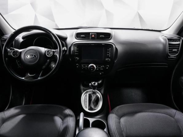 Kia Soul II Рестайлинг с пробегом 2017 года, цена 1 644 000 рублей, 105000 км, хэтчбек, Автокод Объявления