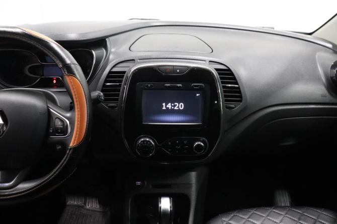 Renault Kaptur I с пробегом 2018 года, цена 1 109 000 рублей, 123841 км, внедорожник, Автокод Объявления