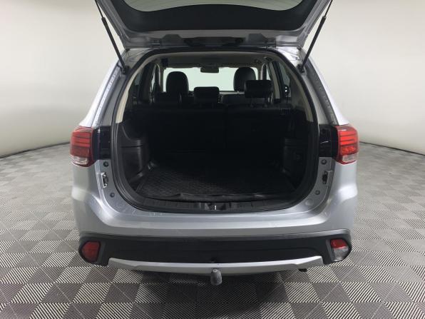 Mitsubishi Outlander III Рестайлинг 2 с пробегом 2018 года, цена 2 099 000 рублей, 100000 км, внедорожник, Автокод Объявления