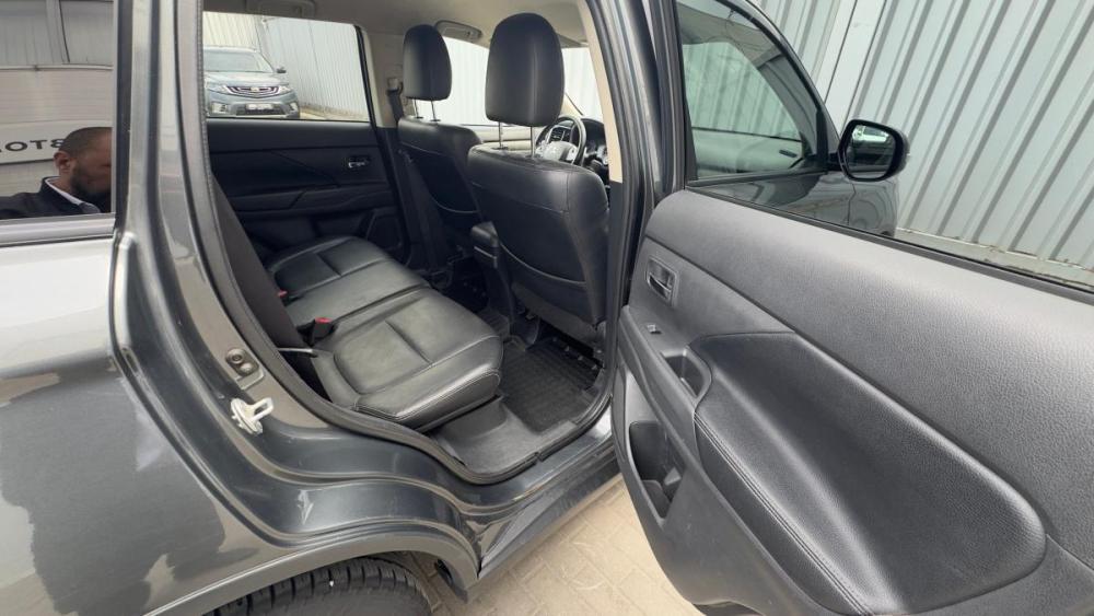 Mitsubishi Outlander III Рестайлинг Ростов-на-Дону  - изображение 20