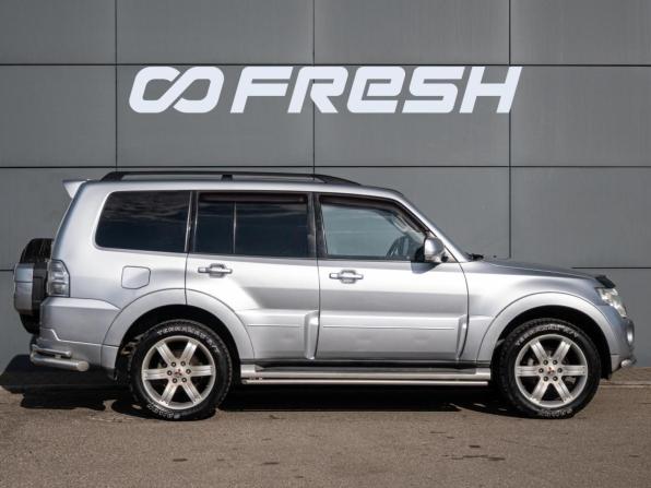 Mitsubishi Pajero IV Рестайлинг 1 с пробегом 2011 года, цена 2 050 000 рублей, 266699 км, внедорожник, Автокод Объявления