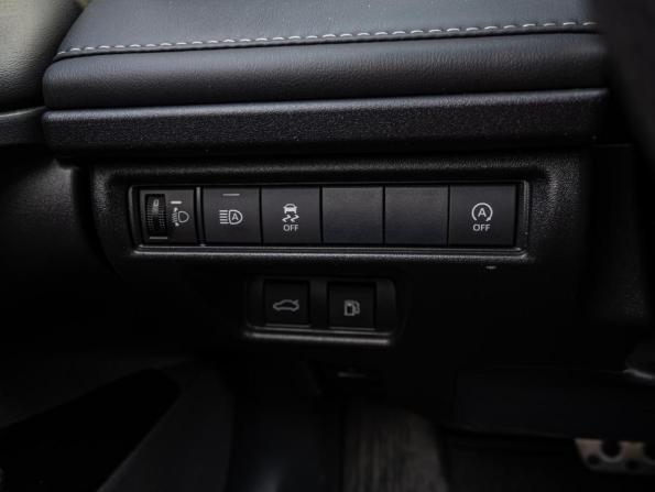 Toyota Camry IX (XV80) China Market с пробегом 2024 года, цена 3 500 000 рублей, 46874 км, седан, Автокод Объявления