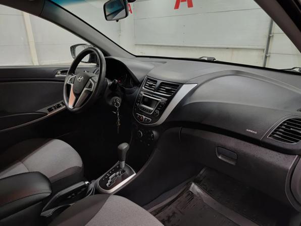 Hyundai Solaris I с пробегом 2011 года, цена 720 000 рублей, 140203 км, седан, Автокод Объявления