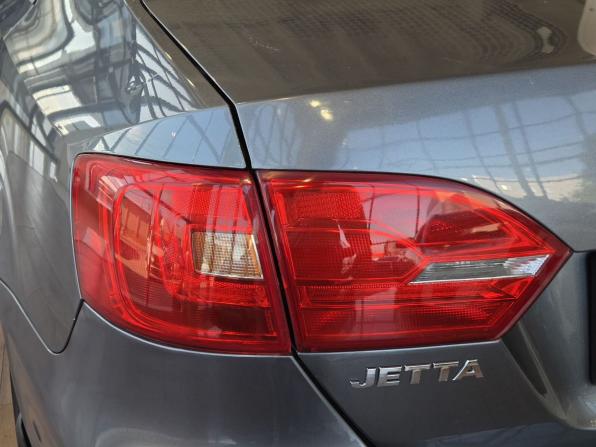 Volkswagen Jetta VI с пробегом 2013 года, цена 950 000 рублей, 223026 км, седан, Автокод Объявления