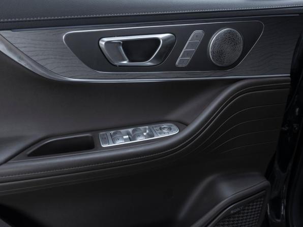 Chery Tiggo 8 Pro Max I Рестайлинг с пробегом 2023 года, цена 2 830 000 рублей, 36365 км, внедорожник, Автокод Объявления