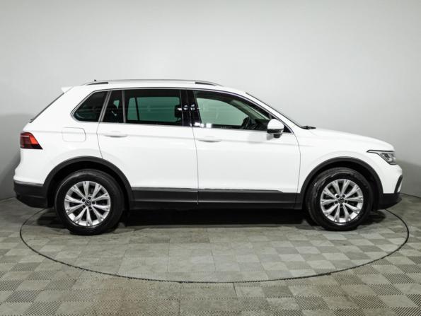 Volkswagen Tiguan II Рестайлинг с пробегом 2021 года, цена 2 579 777 рублей, 69793 км, внедорожник, Автокод Объявления