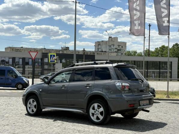 Mitsubishi Outlander I с пробегом 2006 года, цена 520 000 рублей, 323223 км, внедорожник, Автокод Объявления