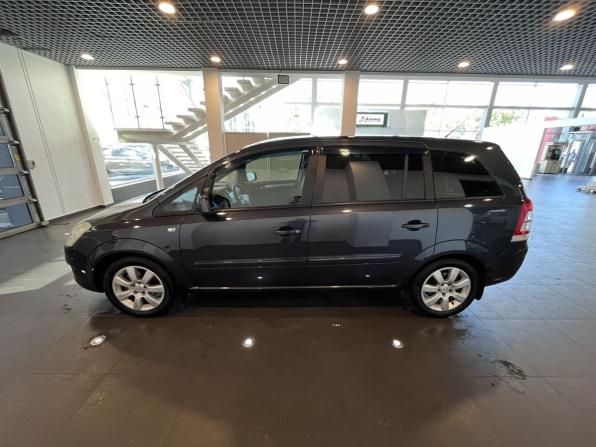 Opel Zafira B Рестайлинг с пробегом 2009 года, цена 522 000 рублей, 234808 км, компактвэн, Автокод Объявления
