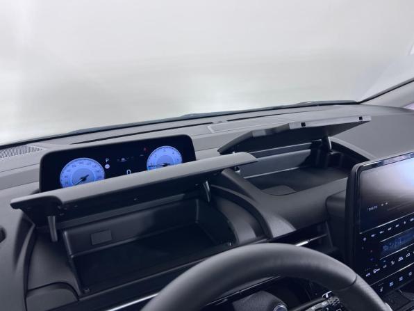 Hyundai Staria I с пробегом 2025 года, цена 8 999 900 рублей, 50 км, минивэн, Автокод Объявления