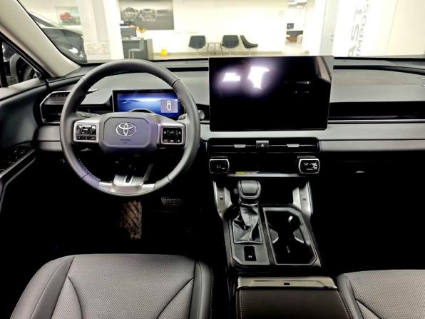 Новый Toyota RAV4 VI (XA60) 2026 года, цена 4 740 000 рублей, внедорожник, Автокод Объявления