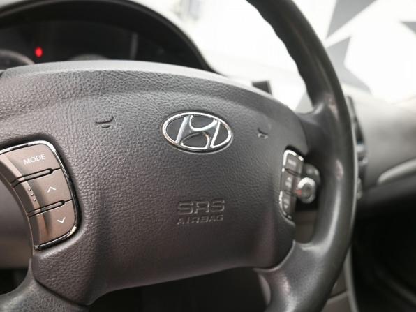 Hyundai Sonata V (NF) Рестайлинг с пробегом 2008 года, цена 659 900 рублей, 332837 км, седан, Автокод Объявления