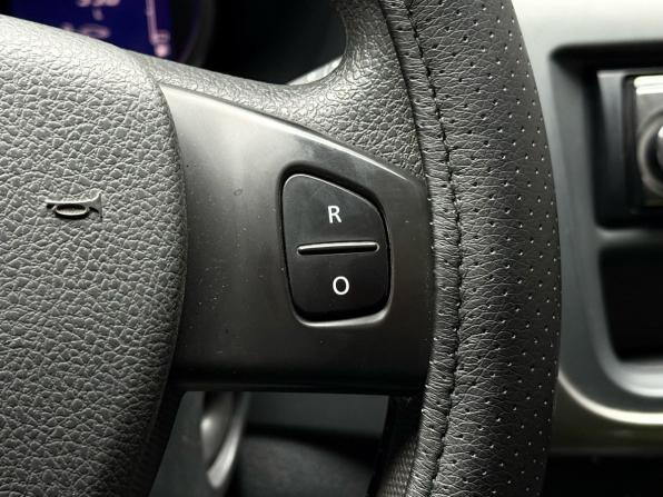Renault Sandero II с пробегом 2016 года, цена 799 000 рублей, 176977 км, хэтчбек, Автокод Объявления