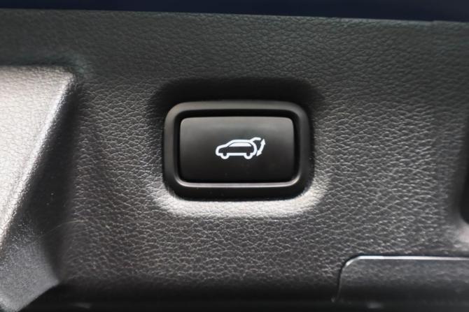 Hyundai Santa Fe IV Рестайлинг с пробегом 2021 года, цена 3 799 000 рублей, 29500 км, внедорожник, Автокод Объявления