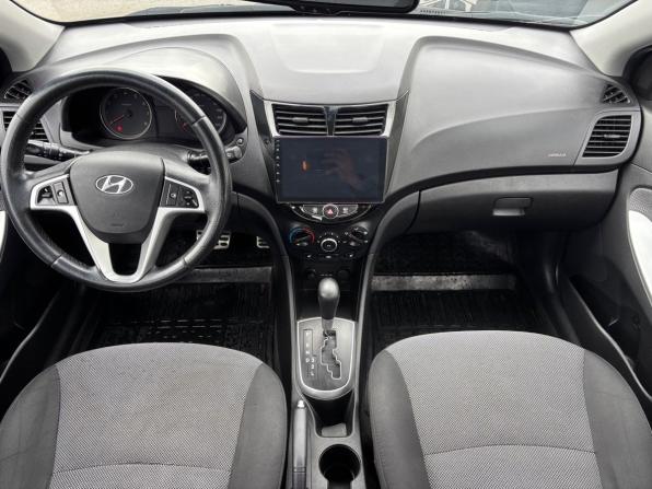 Hyundai Solaris I с пробегом 2013 года, цена 819 000 рублей, 171730 км, седан, Автокод Объявления