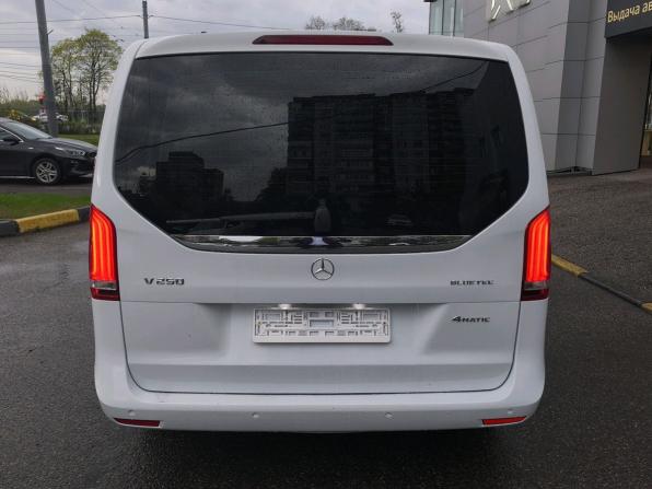 Mercedes-Benz V-Класс III (W447) с пробегом 2016 года, цена 4 200 000 рублей, 275205 км, минивэн, Автокод Объявления
