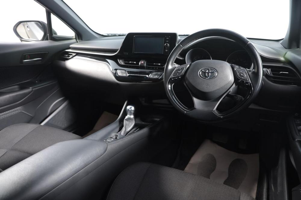 Toyota C-HR I Новосибирск  - изображение 10