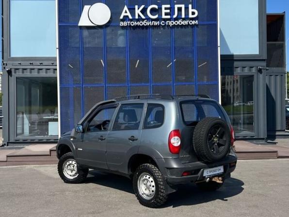 Chevrolet Niva I Рестайлинг с пробегом 2015 года, цена 545 000 рублей, 99000 км, внедорожник, Автокод Объявления