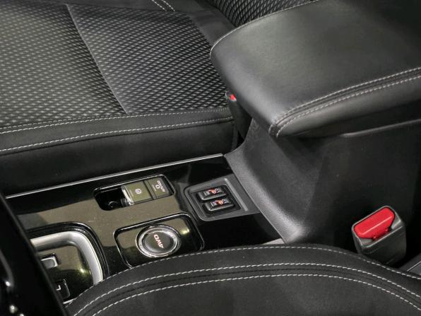 Mitsubishi Outlander III Рестайлинг 3 с пробегом 2019 года, цена 2 301 000 рублей, 71152 км, внедорожник, Автокод Объявления